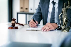 بهترین وکیل زاهدان